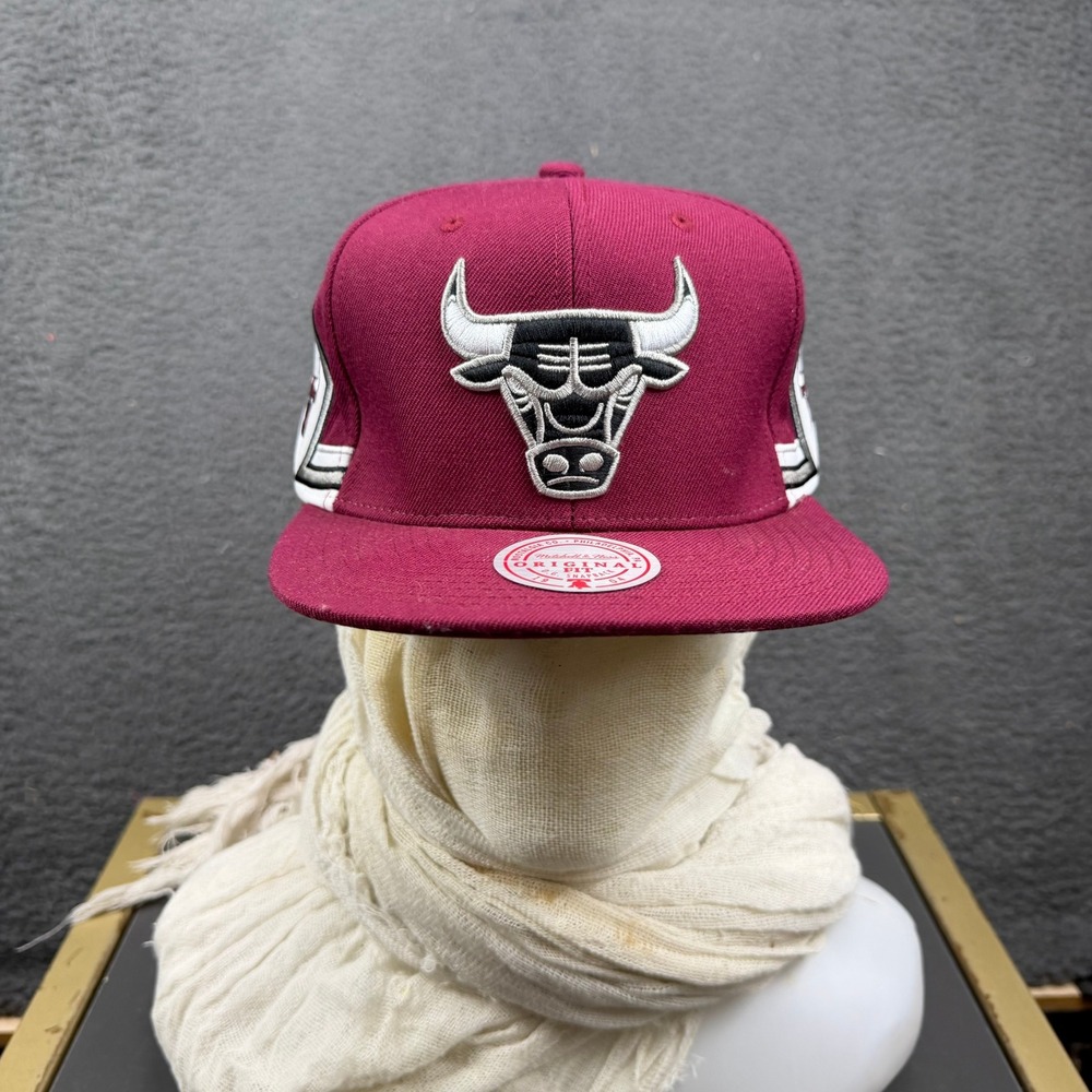 Mitchell & Ness Chicago Bulls NBA Jersey Short Snapback Maroon Hat KJ18108 OSFA